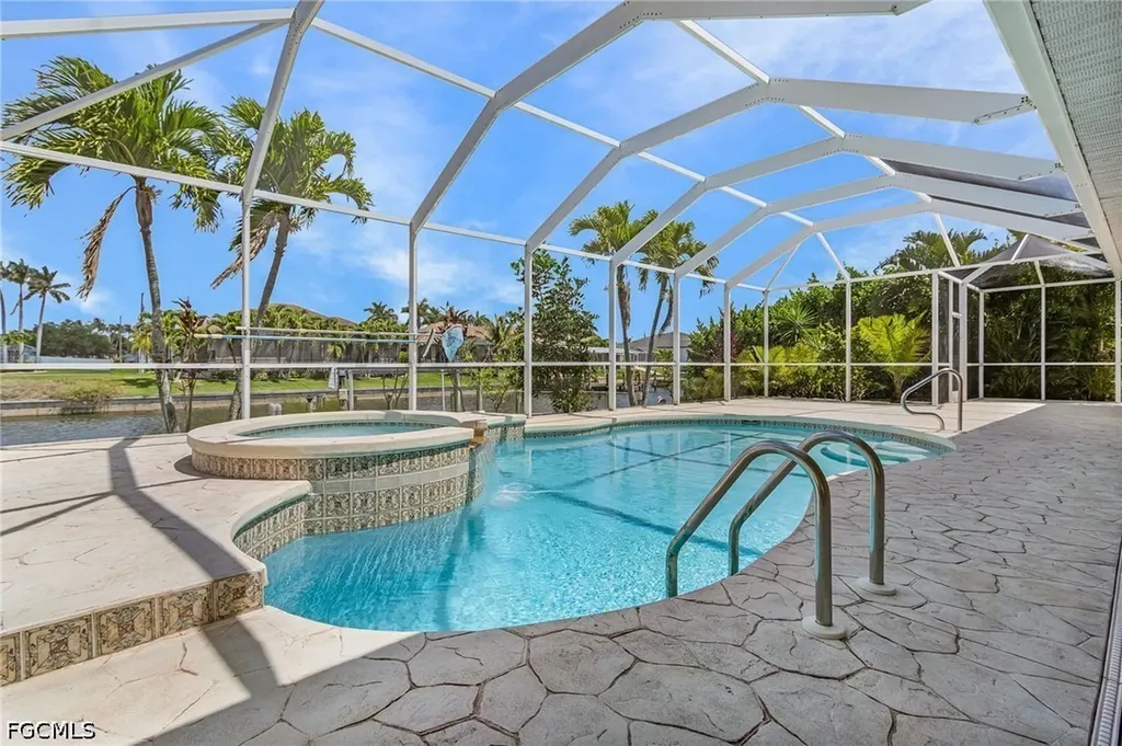 2601 SW 25th Terrace Cape Coral FL 33914