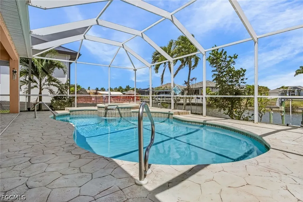 2601 SW 25th Terrace Cape Coral FL 33914