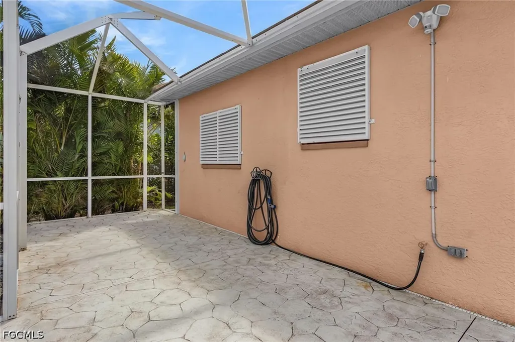 2601 SW 25th Terrace Cape Coral FL 33914