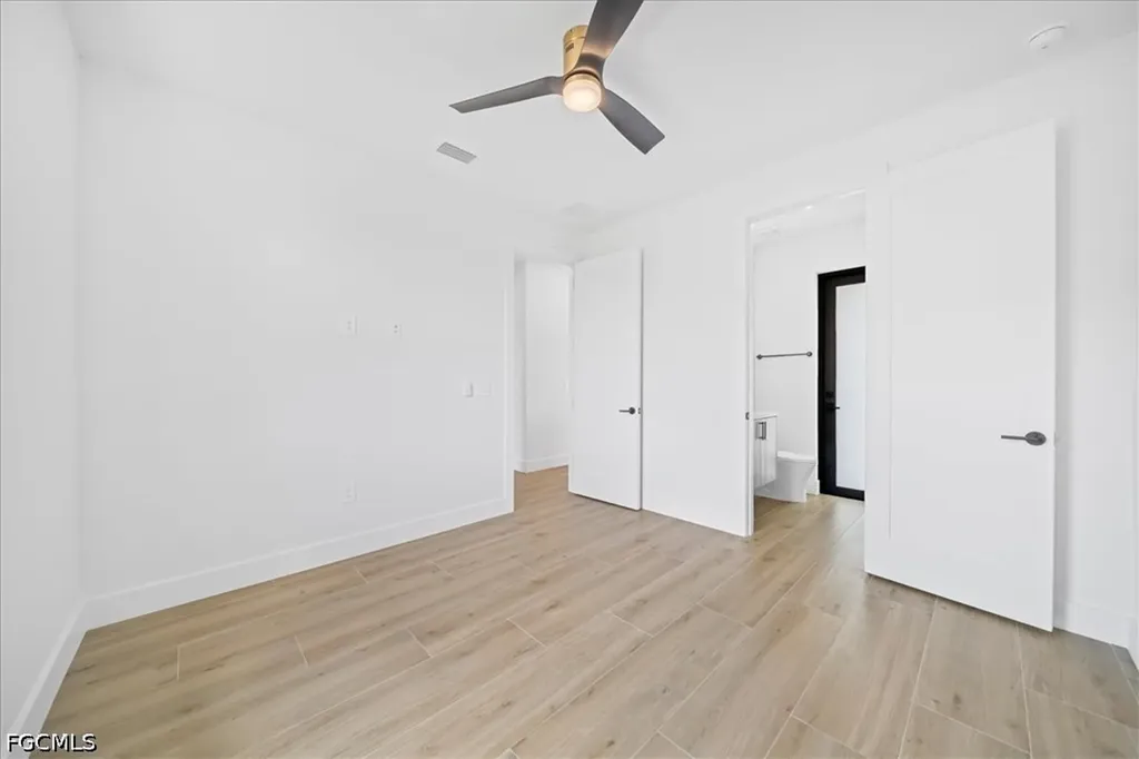 813 NW 8th Terrace Cape Coral FL 33993