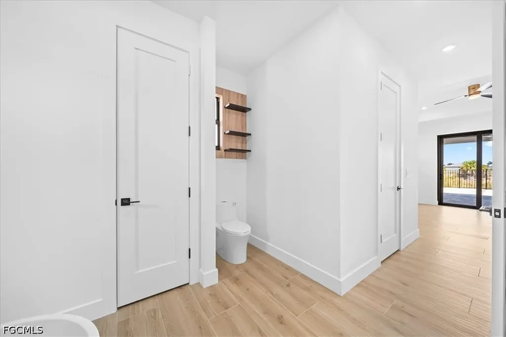 813 NW 8th Terrace Cape Coral FL 33993