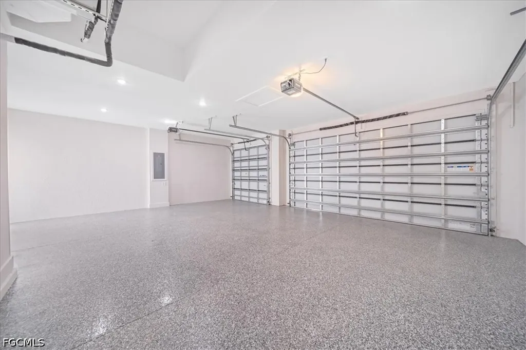 813 NW 8th Terrace Cape Coral FL 33993