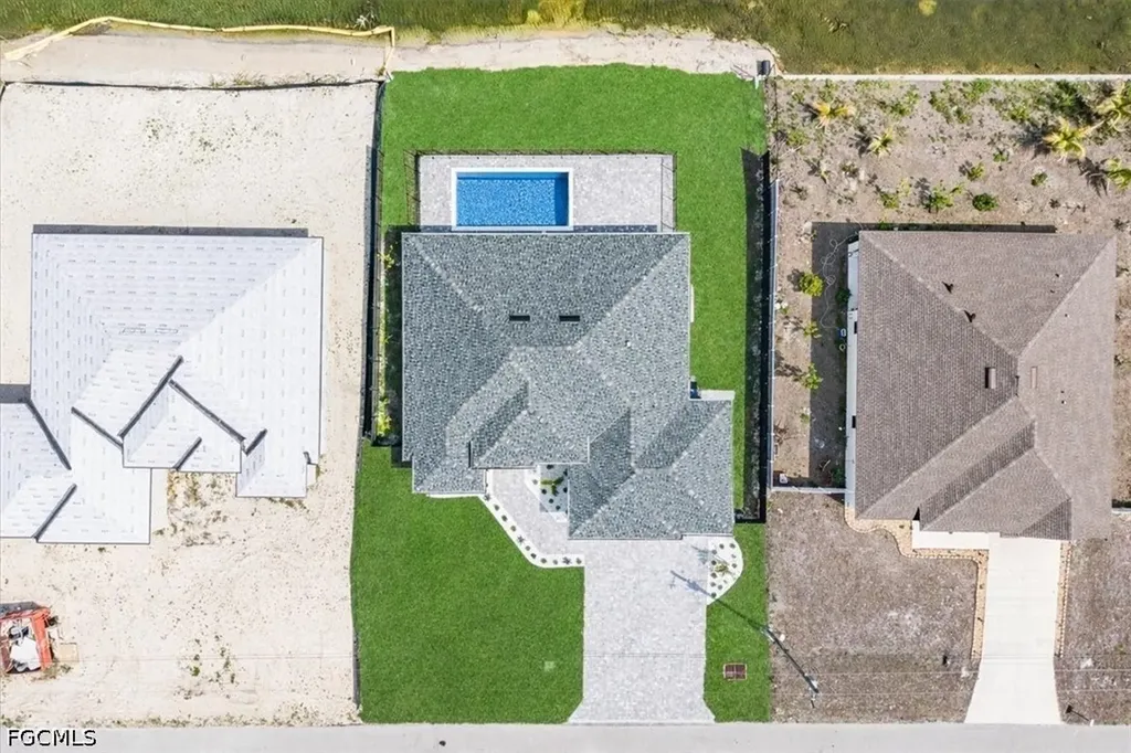813 NW 8th Terrace Cape Coral FL 33993