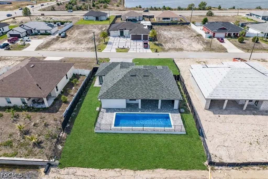813 NW 8th Terrace Cape Coral FL 33993