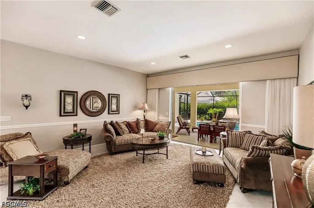 9811 Ensign Court Fort Myers FL 33919
