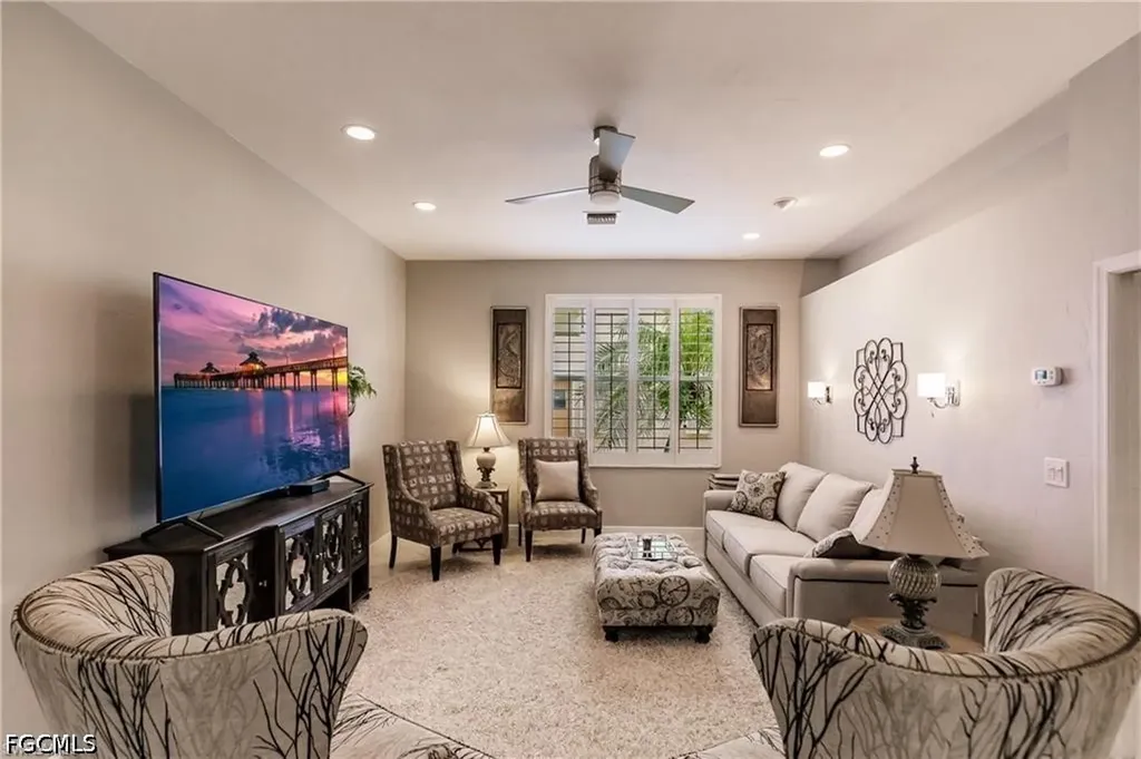 9811 Ensign Court Fort Myers FL 33919