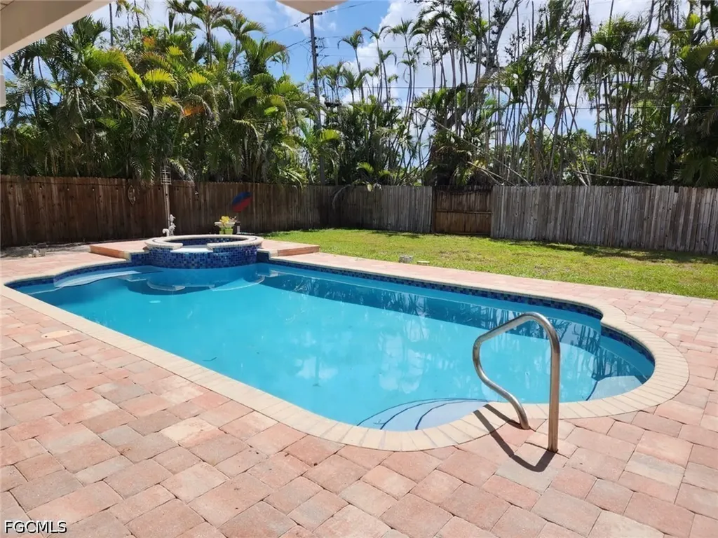 15410 Allen Way Fort Myers FL 33908