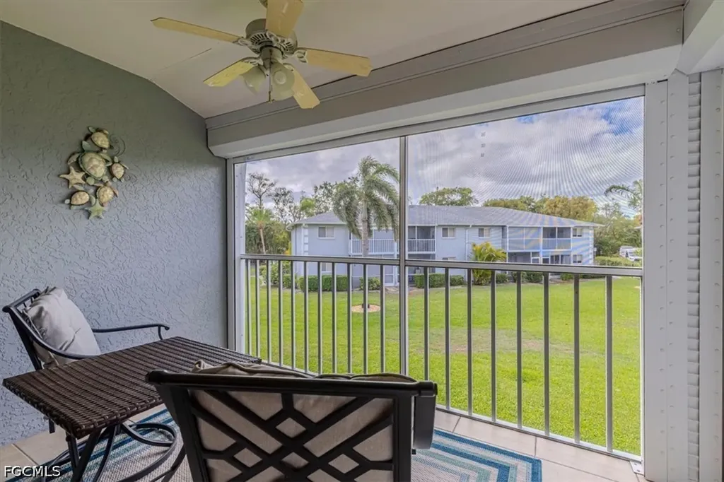 8180 Summerlin Village Circle Fort Myers FL 33919