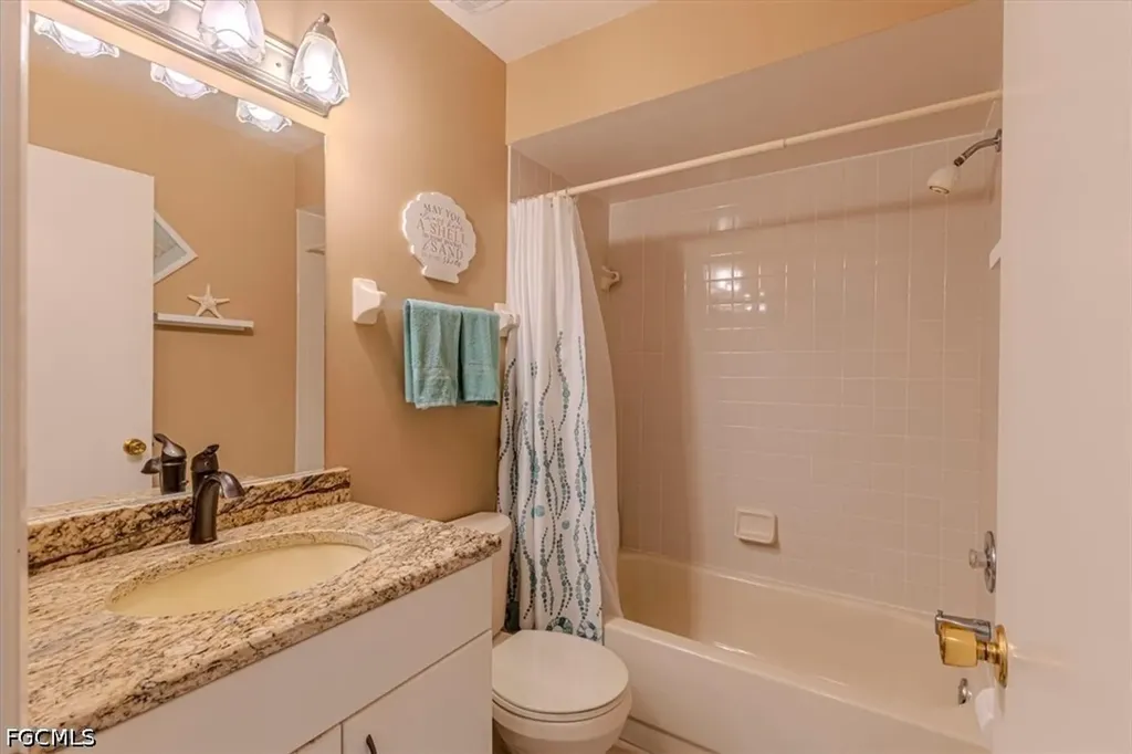 8180 Summerlin Village Circle Fort Myers FL 33919