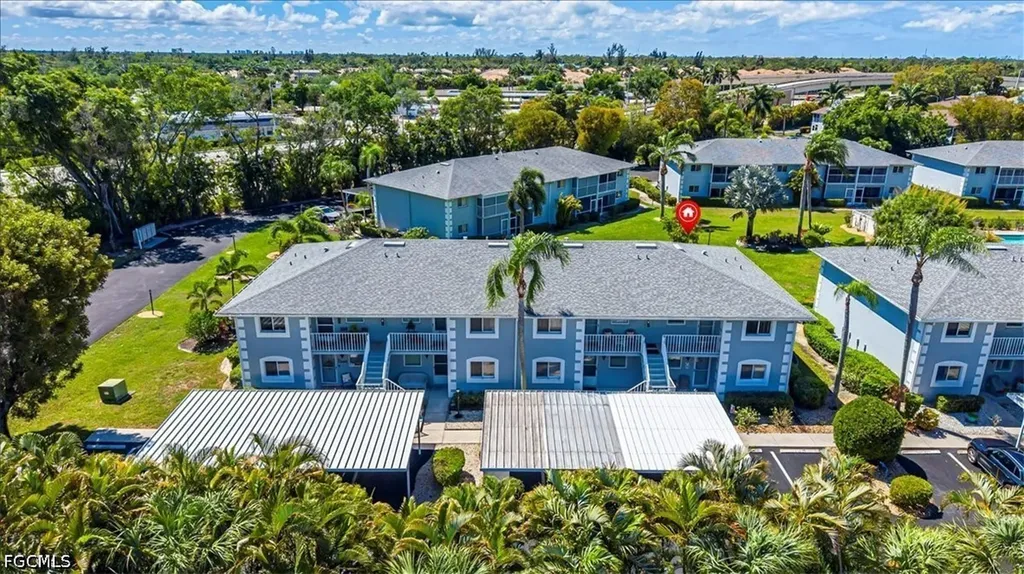 8180 Summerlin Village Circle Fort Myers FL 33919