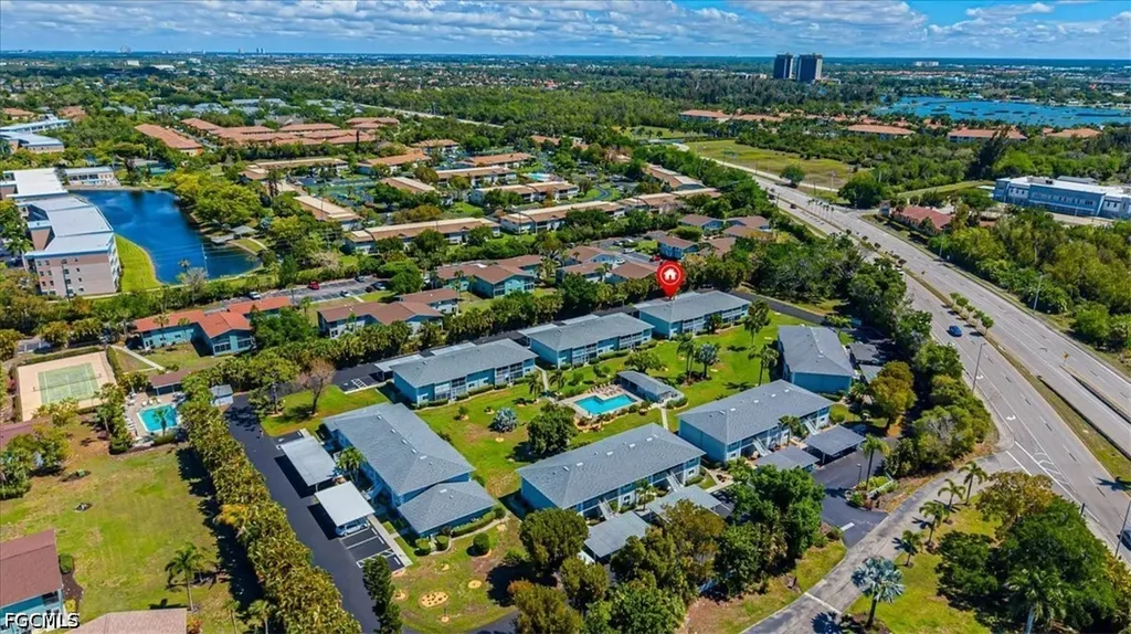 8180 Summerlin Village Circle Fort Myers FL 33919