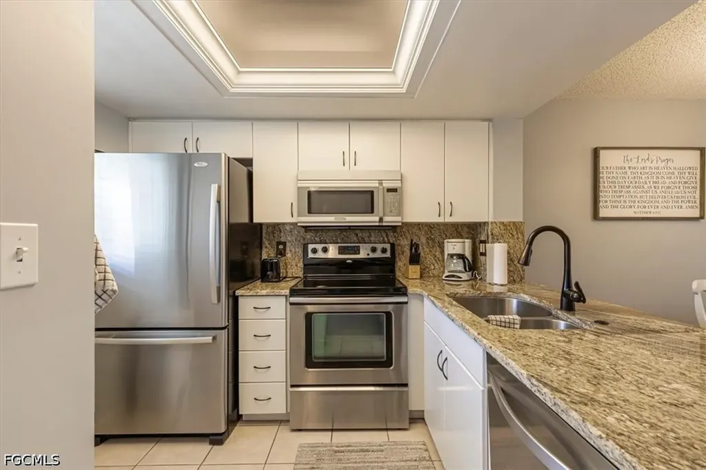 8180 Summerlin Village Circle Fort Myers FL 33919