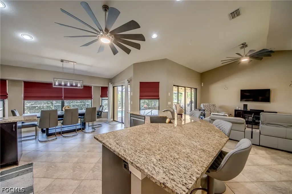 515 SW 29th Terrace Cape Coral FL 33914
