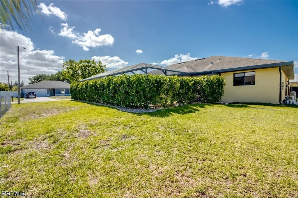 515 SW 29th Terrace Cape Coral FL 33914