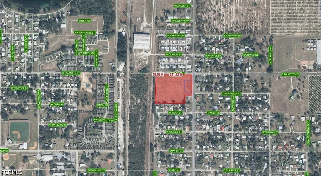 905 N Lake Avenue & 23 W Palmetto Street Avon Park FL 33825