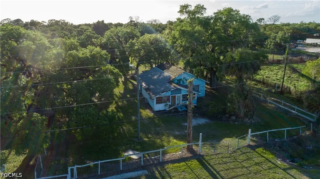 1095 N State Road 29 Labelle FL 33935