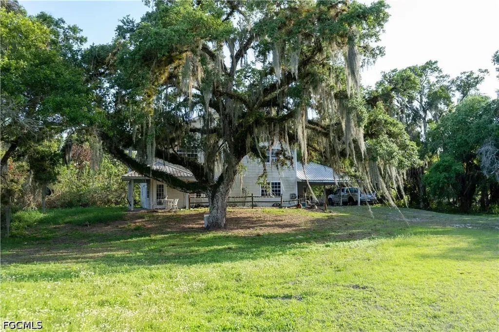 1095 N State Road 29 Labelle FL 33935