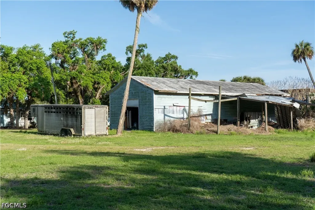 1095 N State Road 29 Labelle FL 33935