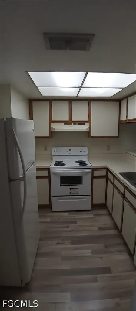 2135 Crystal Drive Fort Myers FL 33907