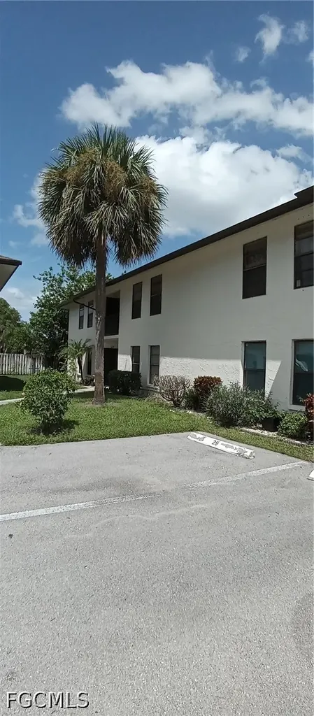 2135 Crystal Drive Fort Myers FL 33907
