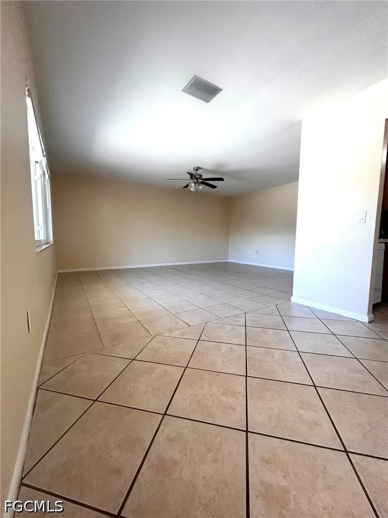 1232 SE 8th Street Cape Coral FL 33990