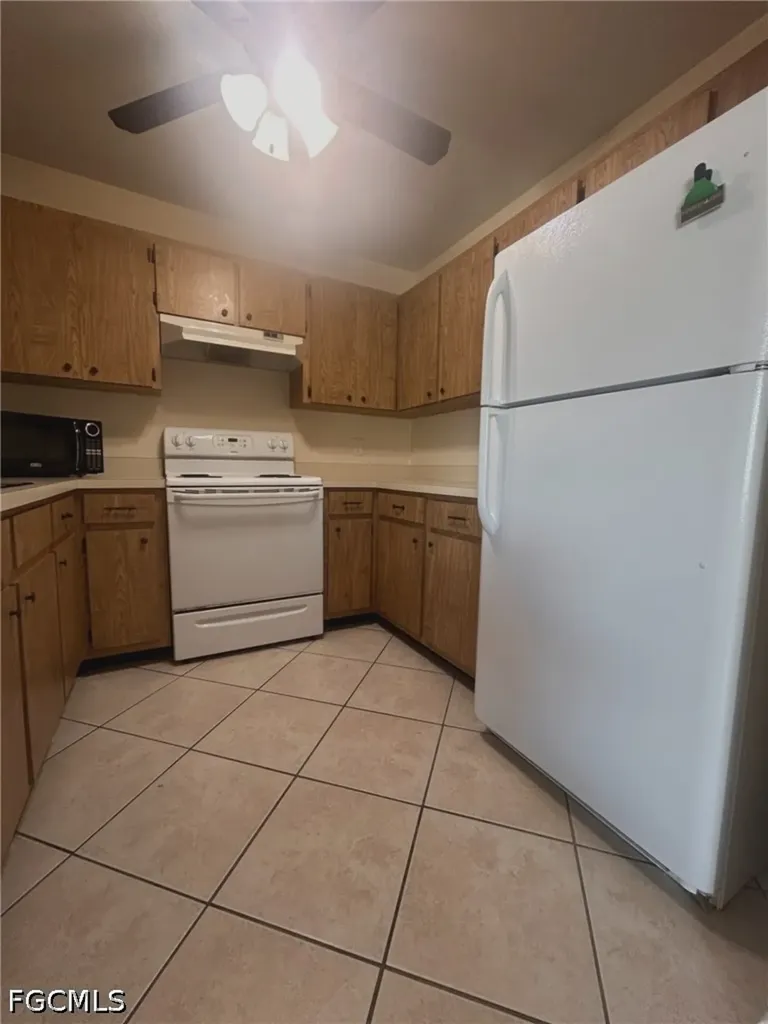 1232 SE 8th Street Cape Coral FL 33990