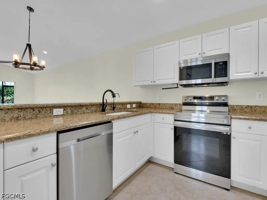 11075 Lancewood Street Fort Myers FL 33913