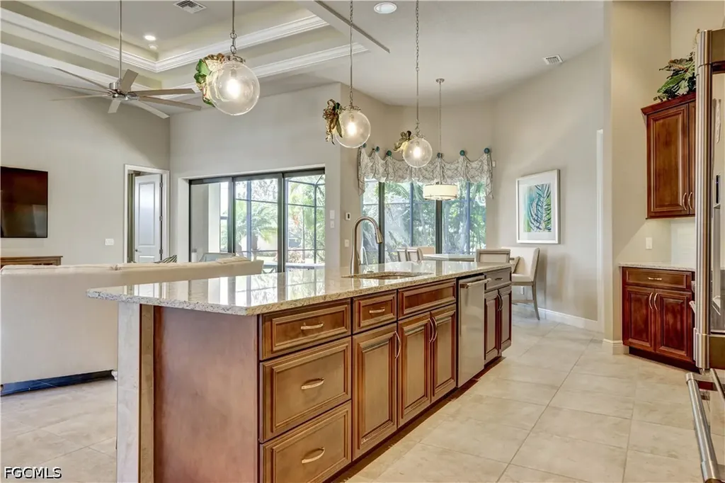 1406 Cape Coral Parkway W Cape Coral FL 33914