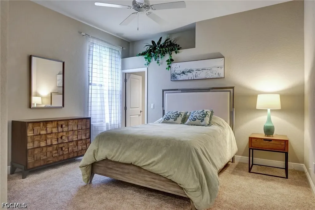 1406 Cape Coral Parkway W Cape Coral FL 33914