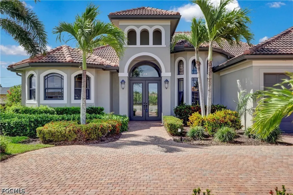 1406 Cape Coral Parkway W Cape Coral FL 33914