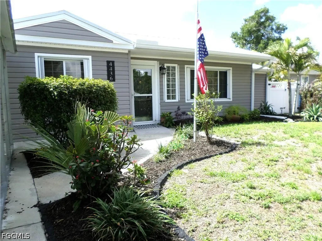4436 Poinsettia Street Fort Myers FL 33905