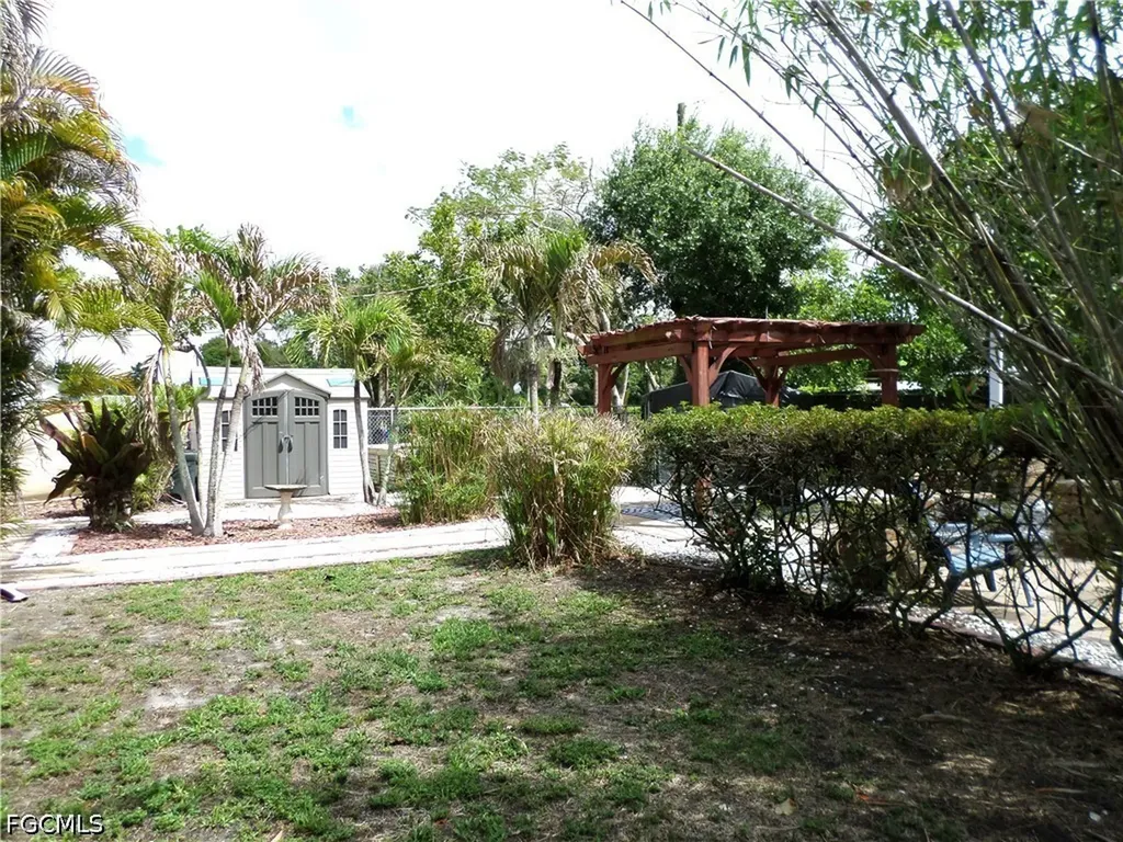 4436 Poinsettia Street Fort Myers FL 33905
