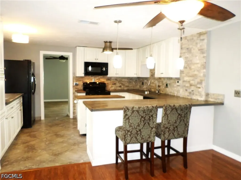 4436 Poinsettia Street Fort Myers FL 33905