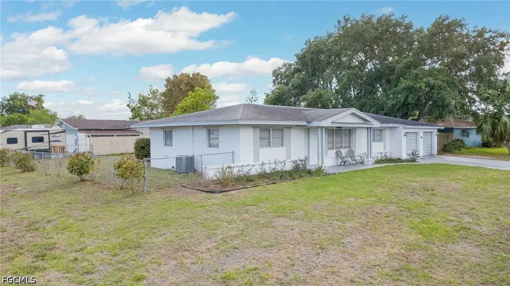 220 Punta Alta Court Lehigh Acres FL 33936