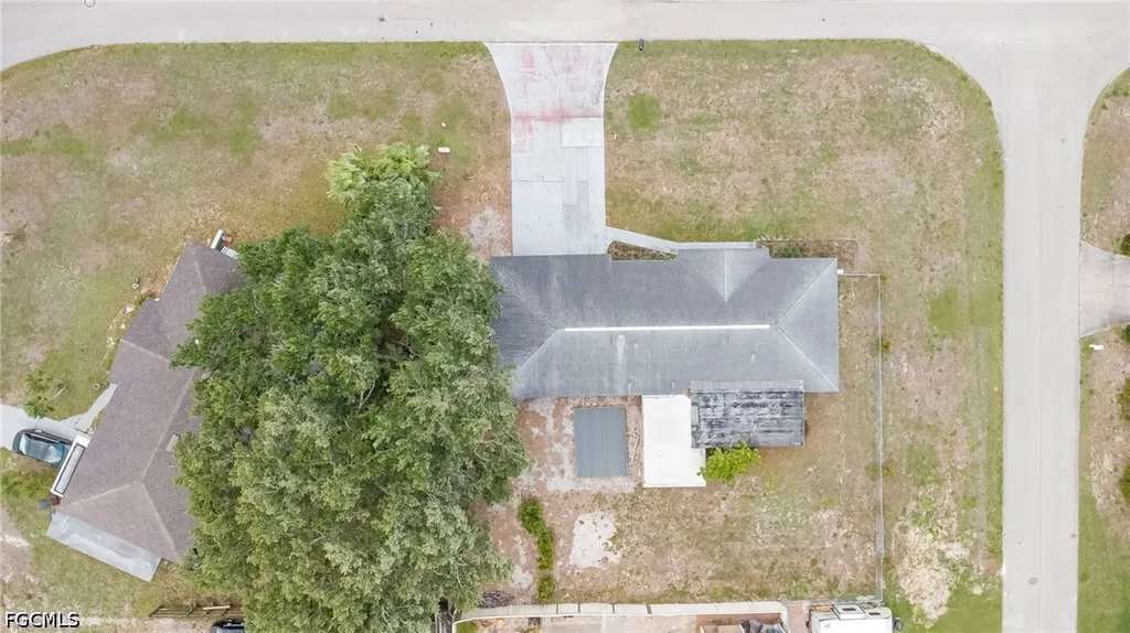 220 Punta Alta Court Lehigh Acres FL 33936