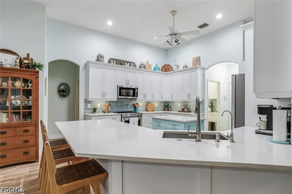 1702 NW 2nd Terrace Cape Coral FL 33993