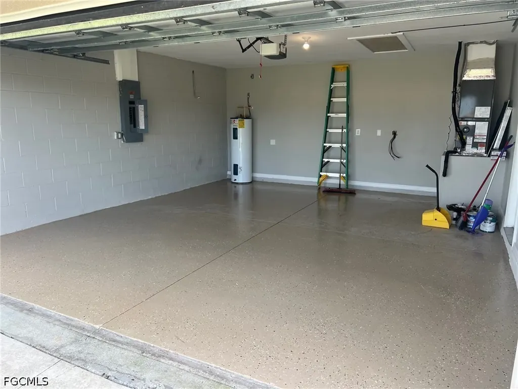 4015 6th Street SW Lehigh Acres FL 33976