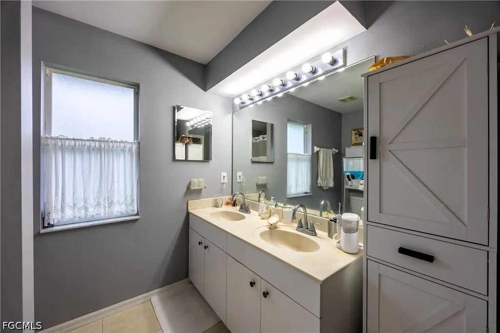 4201 6th Street W Lehigh Acres FL 33971