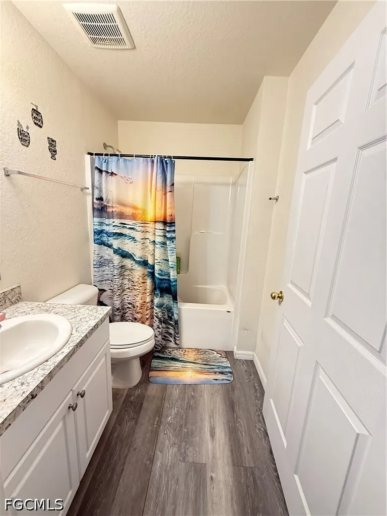 3707 19th Street SW Lehigh Acres FL 33976