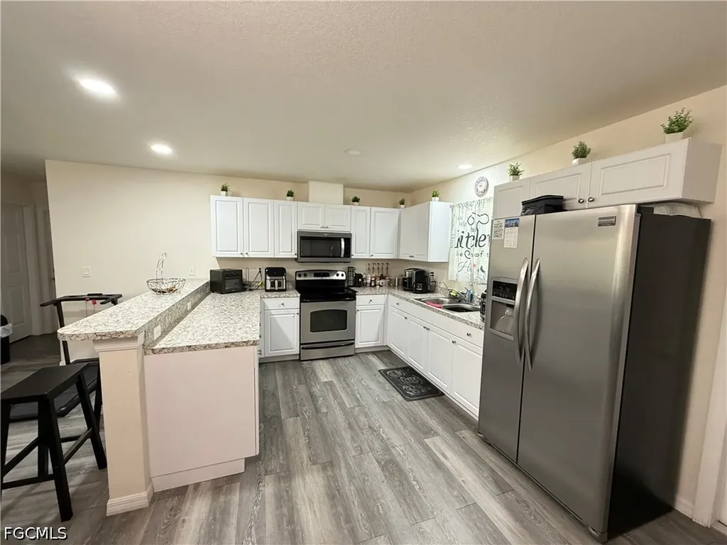 3707 19th Street SW Lehigh Acres FL 33976