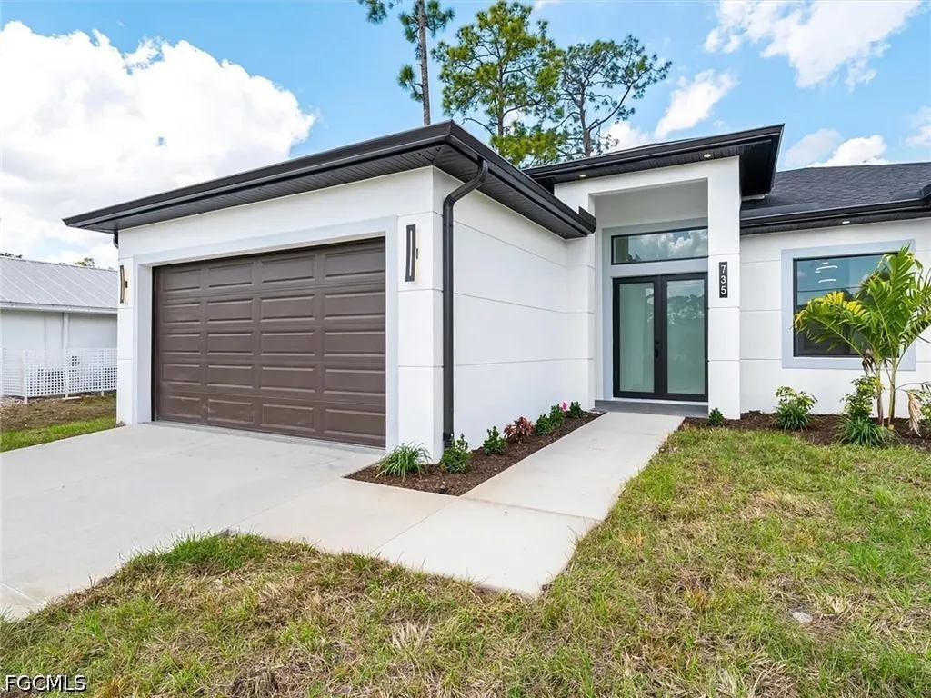 735 Chavers Street Lehigh Acres FL 33974