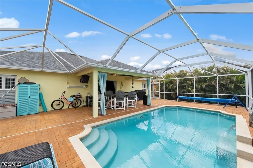 512 NW 24th Place Cape Coral FL 33993
