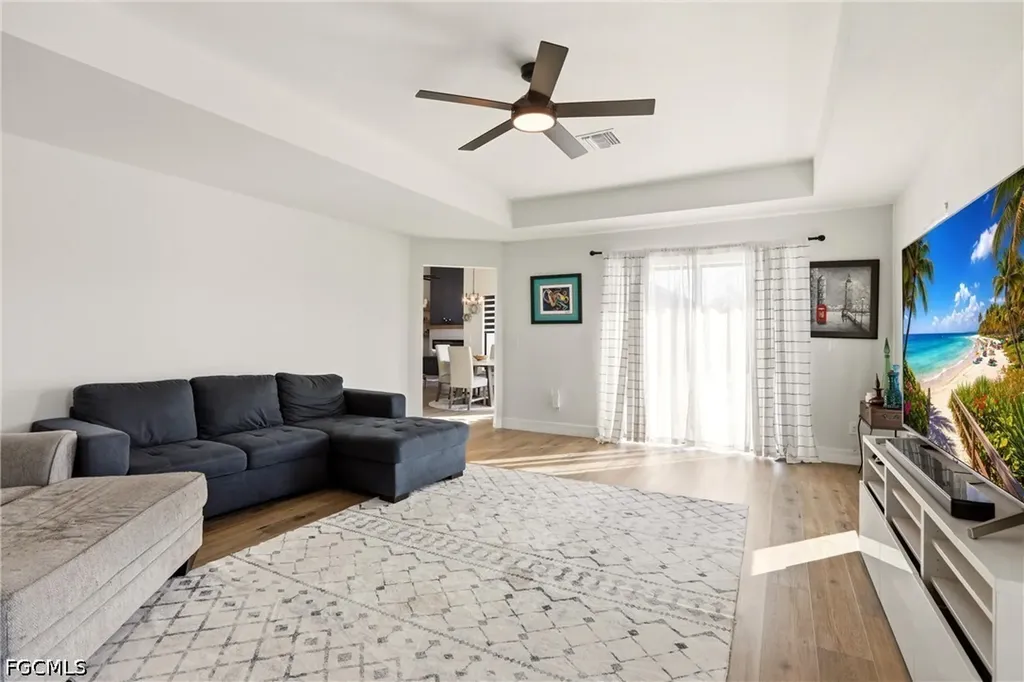 1512 NE 33rd Street Cape Coral FL 33909