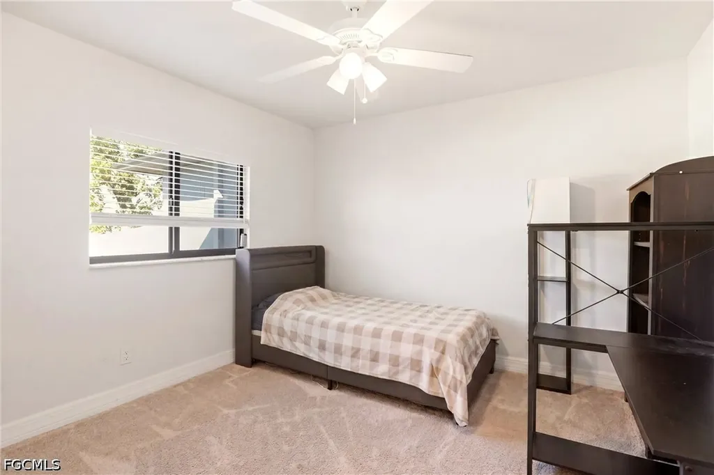 1512 NE 33rd Street Cape Coral FL 33909