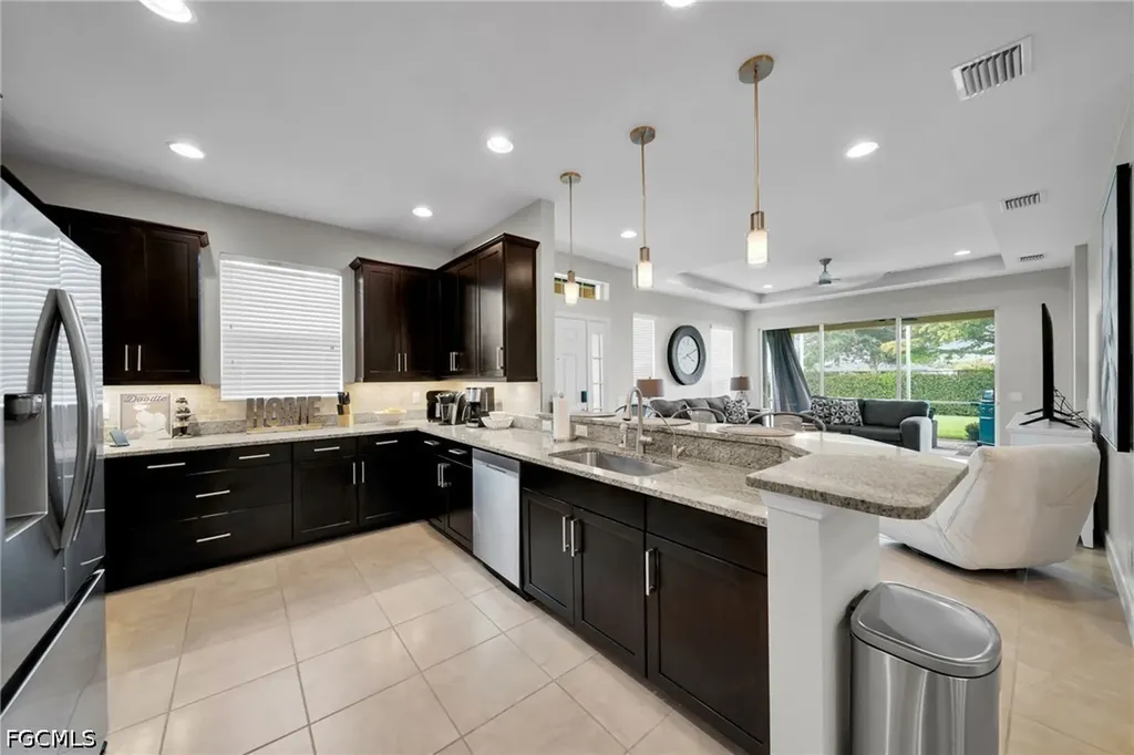 1309 Pamplico Court Cape Coral FL 33991