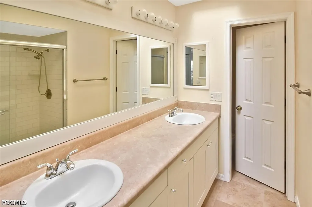 15065 Cloverdale Drive Fort Myers FL 33919