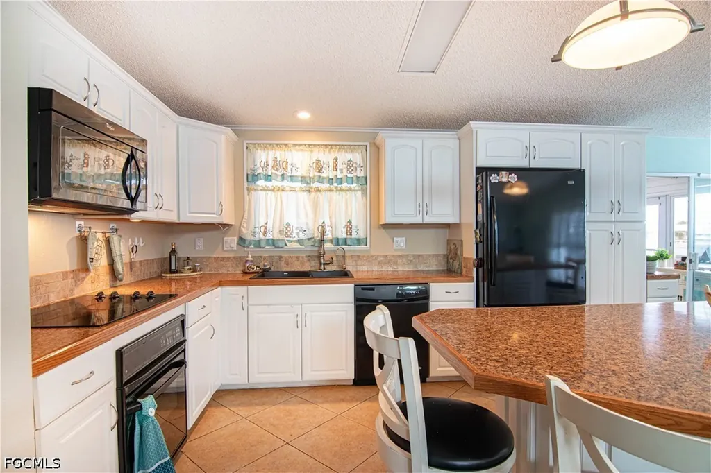 3112 Skipper Lane St. James City FL 33956
