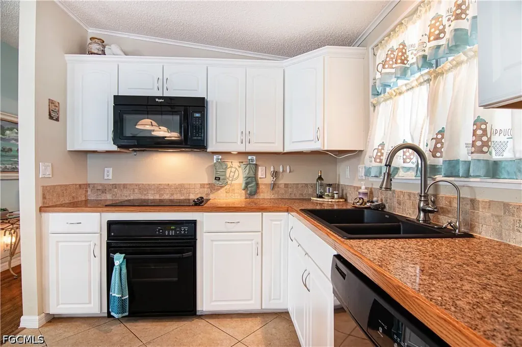3112 Skipper Lane St. James City FL 33956