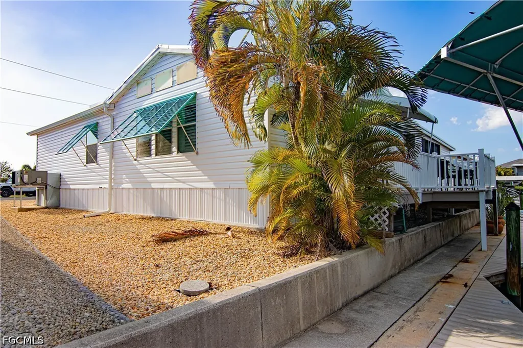 3112 Skipper Lane St. James City FL 33956