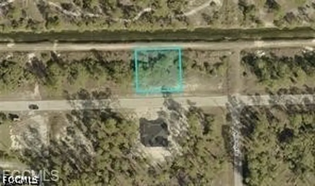 1113 E 12th Street Lehigh Acres FL 33972